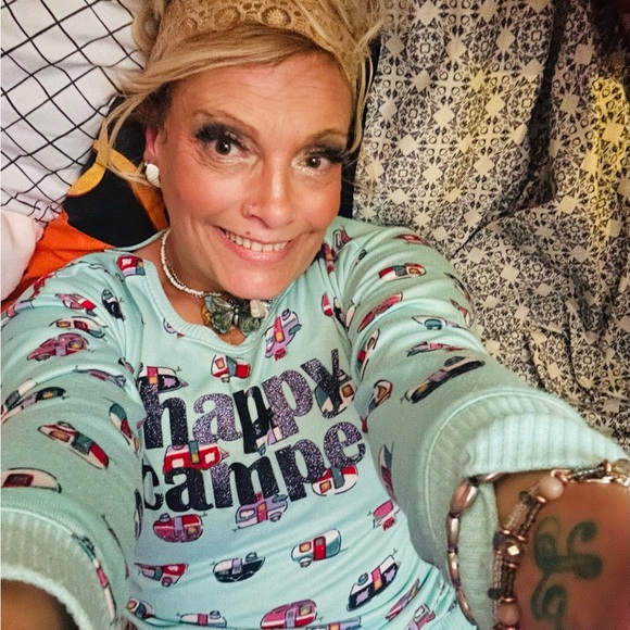 Meet your Posher, Nola - Picture 6 of 6